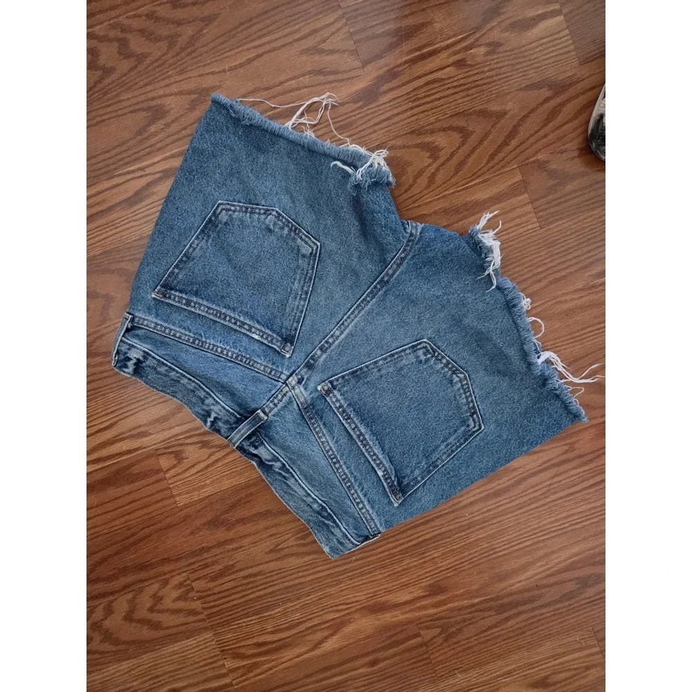 Universal Thread Mid-Rise 90s Baggy Denim Shorts Blue Cut‎ Off Size 2/26